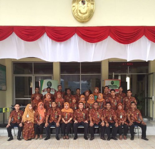 Jalan Santai dan Foto Bersama Pengadilan Negeri Solok Kelas II